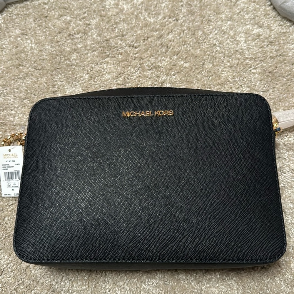 SOLD just after offer sent - no longer available Michael Kors Jet Set Crossbody